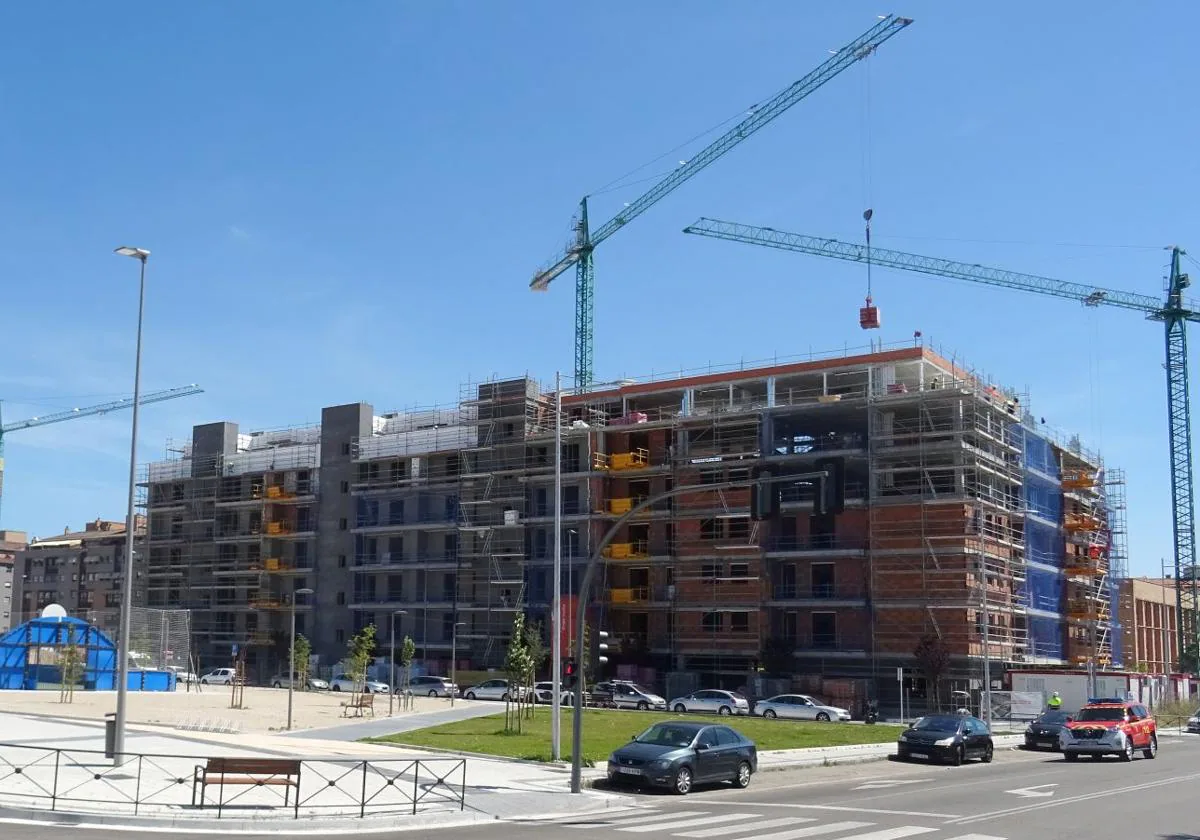 Valladolid: El barrio de los cuarteles continúa su despegue: una nueva  promoción prepara el terreno | El Norte de Castilla