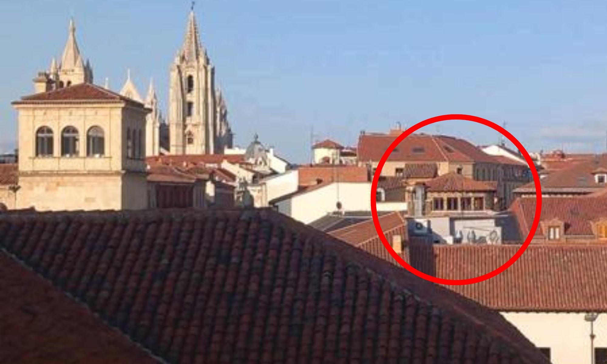 Fotografía del Cubo de la Muralla desde la Casa Roldán.