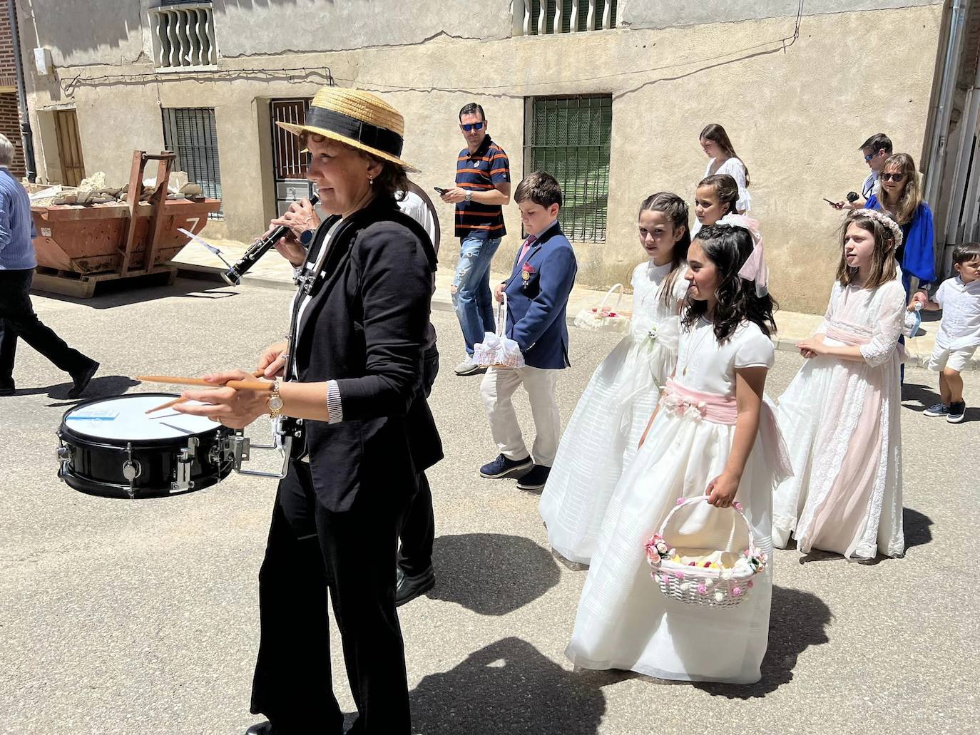 Las imágenes de la procesión del Corpus Christi en Tiedra