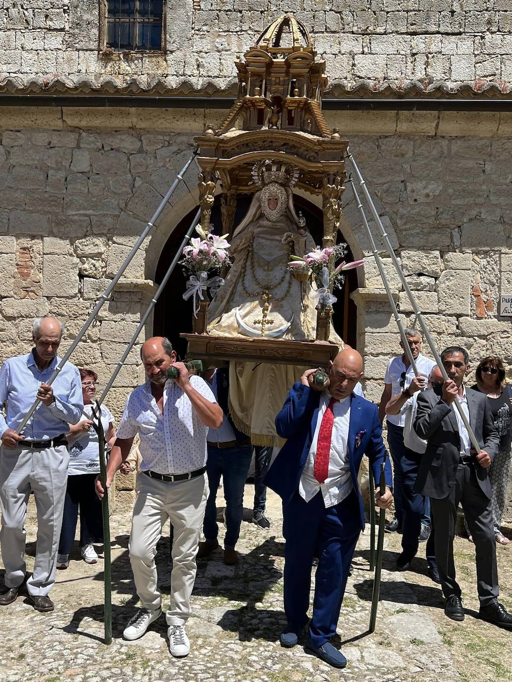 Las imágenes de la procesión del Corpus Christi en Tiedra