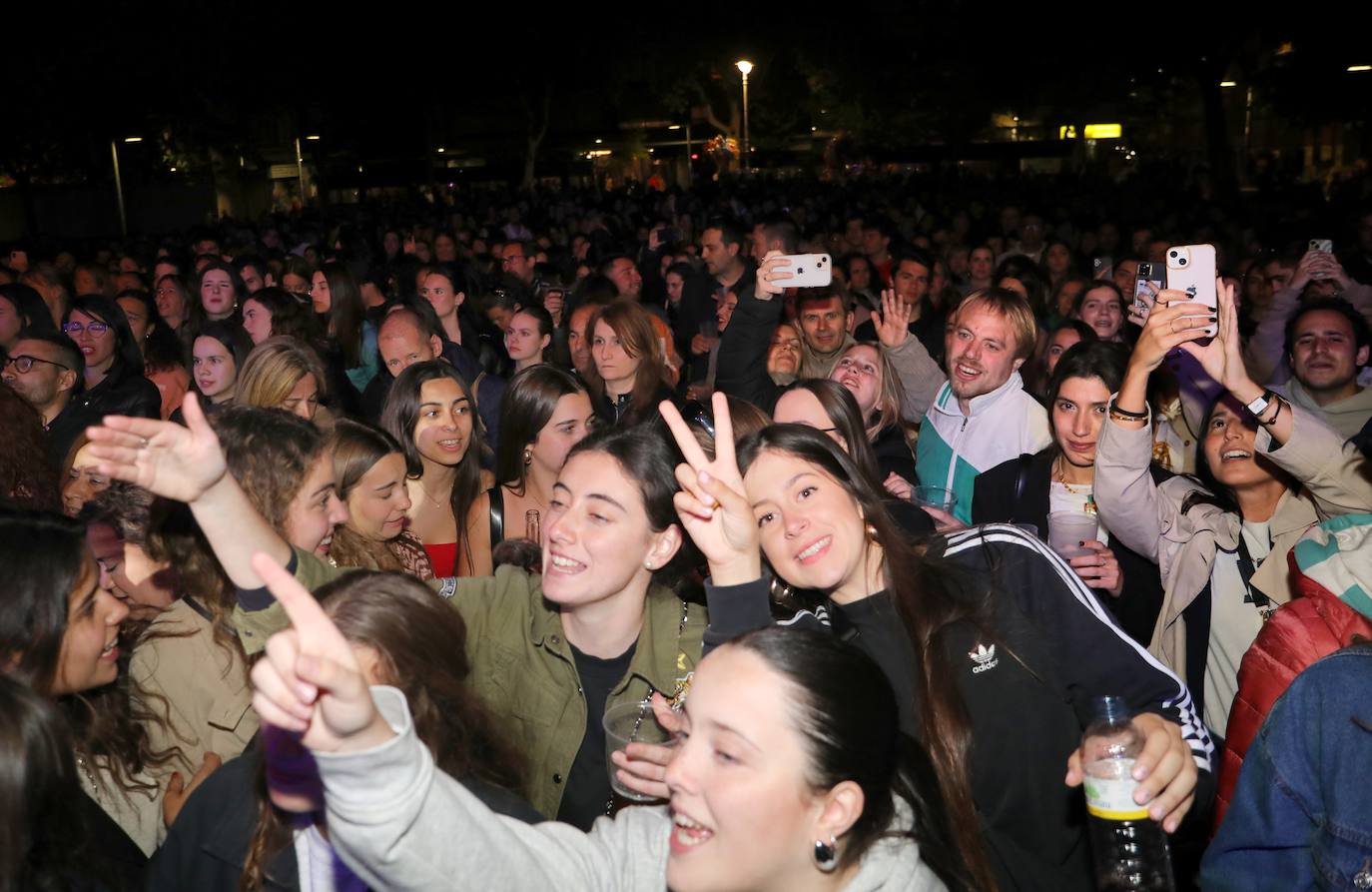 Concierto de Marlon en el parque del Salón