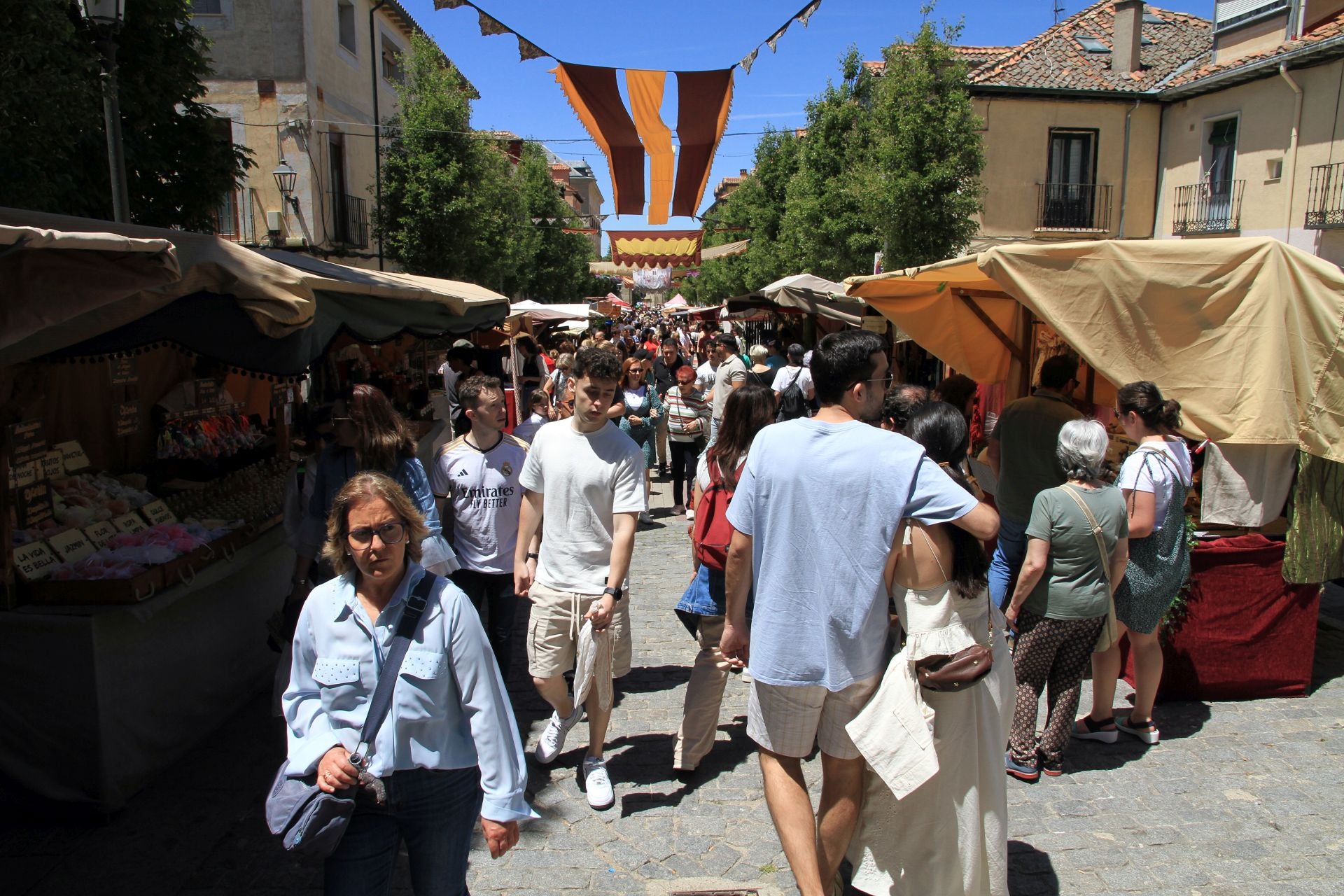 El Mercado Barroco de La Granja, en imágenes