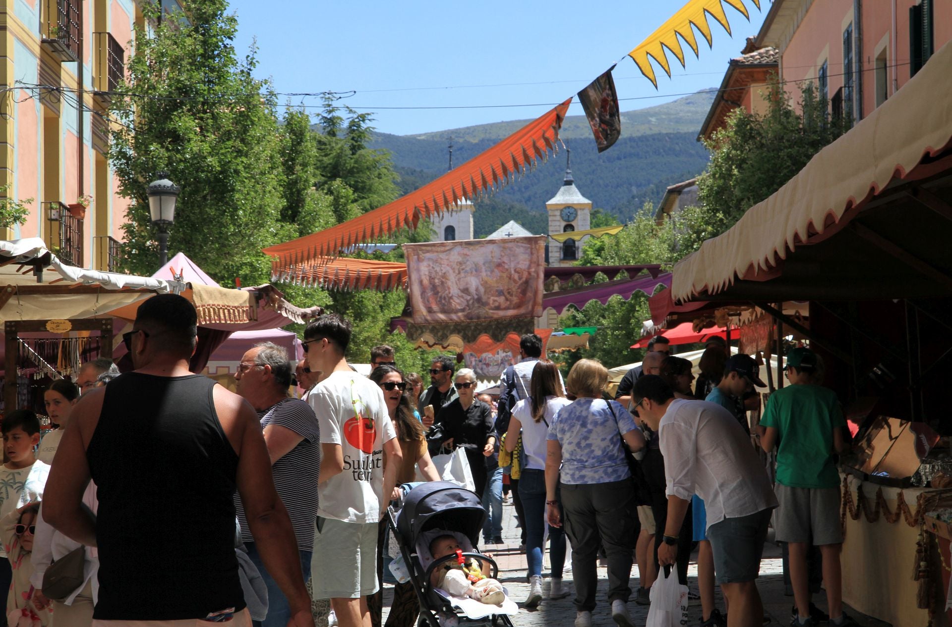 El Mercado Barroco de La Granja, en imágenes