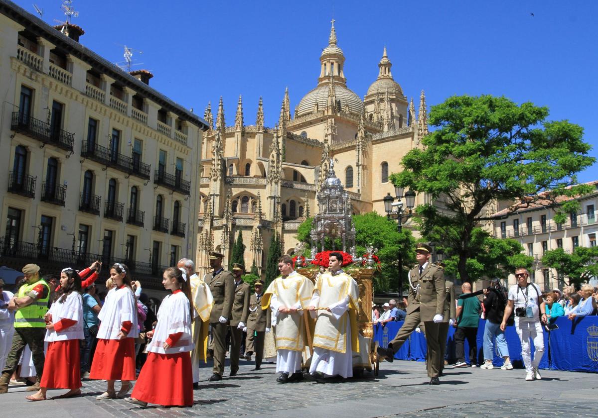 La procesión del Corpus Christi de Segovia, en imágenes