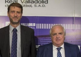 Carlos Suárez (izquierda) y José Luis Losada, durante la presentación de los nuevos vicepresidentes del Real Valladolid en octubre de 2017.