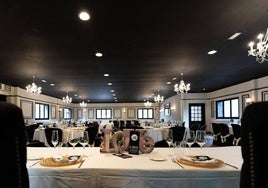 Uno de los salones principales de El Bohío, decorado para la celebración de una boda.