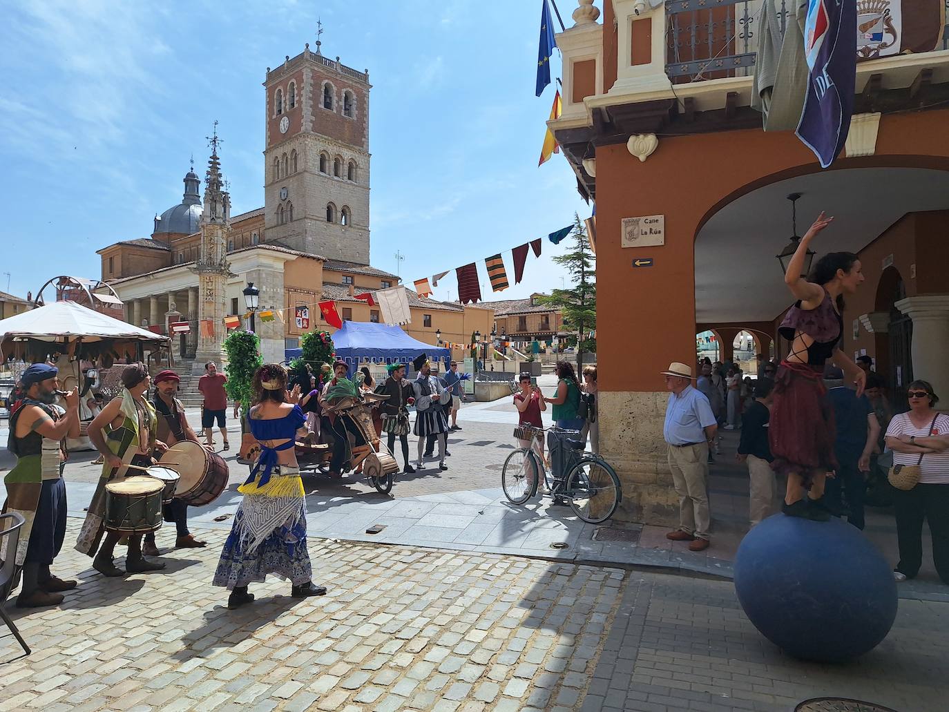 El Mercado Comarcal y Feria Agroalimentaria de Villalón, en imágenes