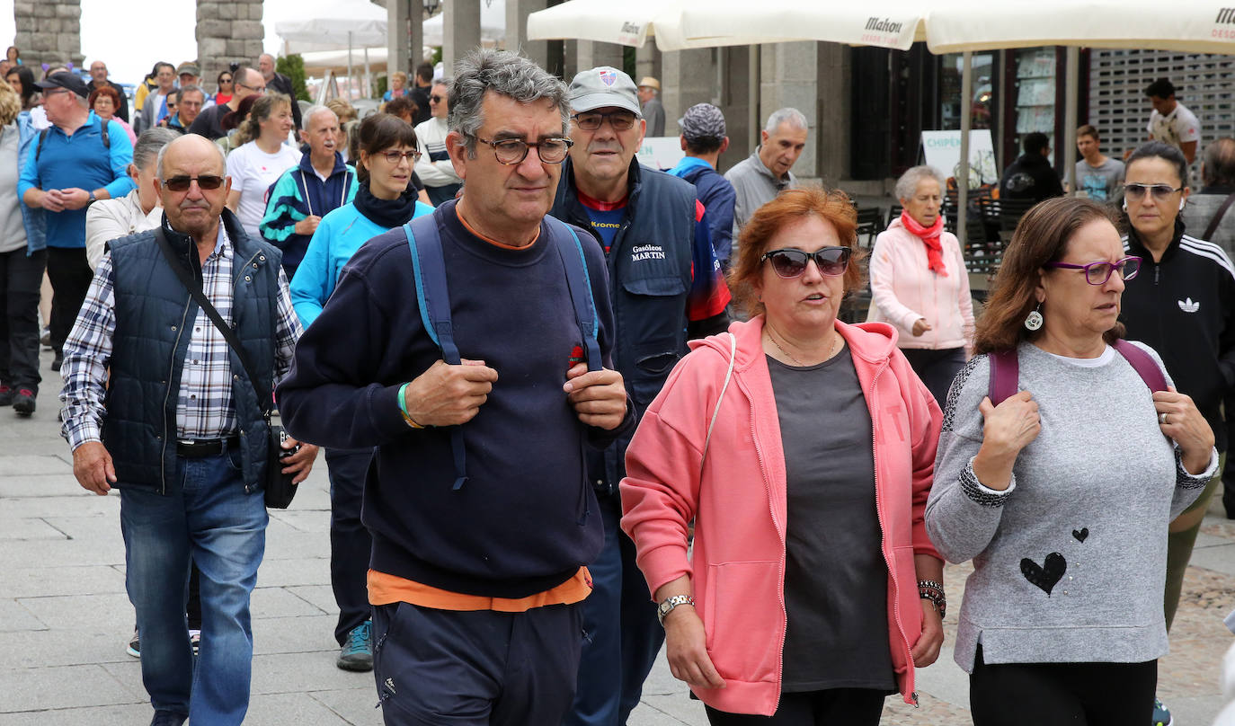 Fotografías de la marcha de Cruz Roja