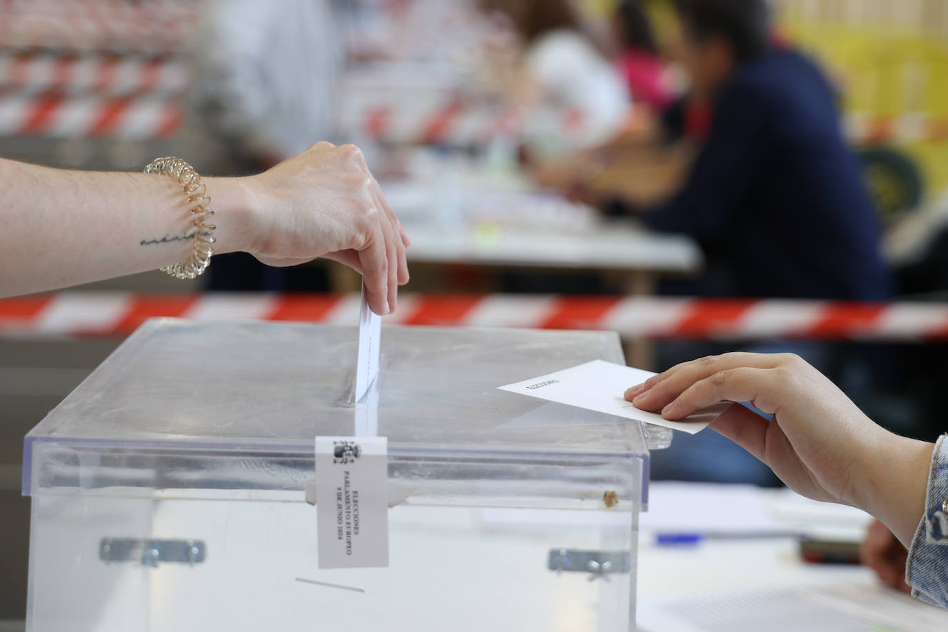 Jornada electoral en la Cistérniga, Valladolid. 