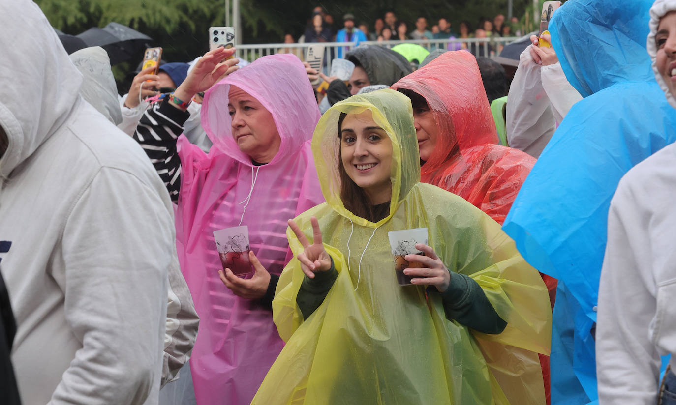 La lluvia no puede con el calor musical del Palencia Sonora