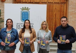 Nadia González, concejal de Festejos, junto a los presidentes de las Asociaciones Vecinales de Simón Ruiz, Las Claras y Santo Tomás.