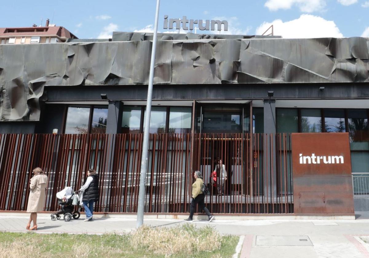 Fachada de la sede de Intrum en Valladolid, en lo que fue el Museo Fundación Cristóbal Gabarrón.