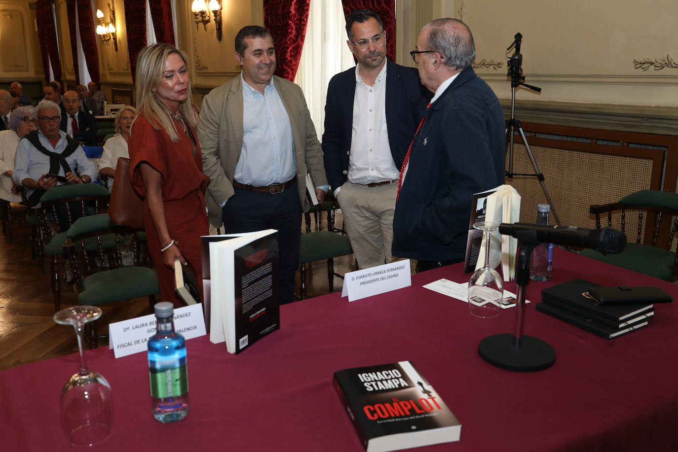 El fiscal del &#039;caso Villarejo&#039; presenta su libro en Palencia