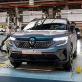 Renault refuerza sus híbridos españoles mientras la competencia anuncia eléctricos