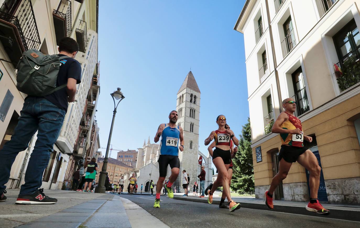 Las fotografías que deja la Carrera de la Antigua por el centro de Valladolid