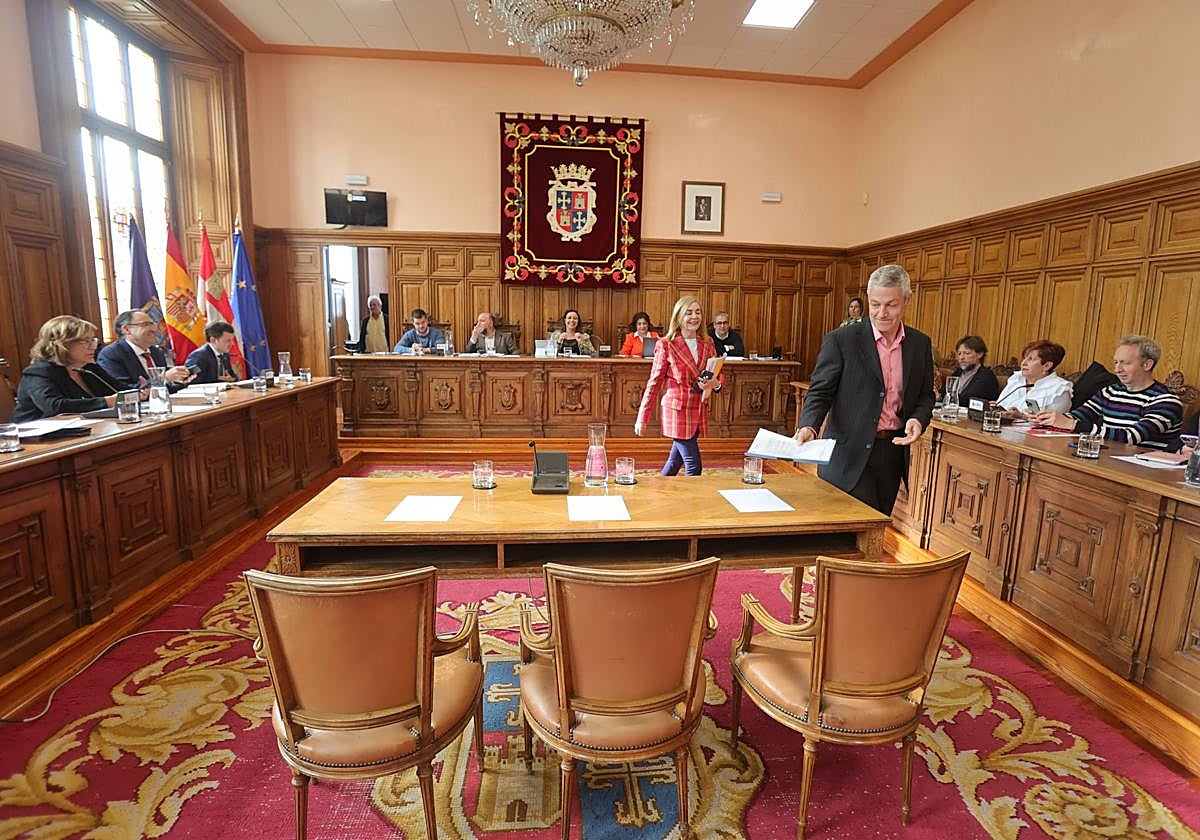Pleno ordinario del Ayuntamiento de Palencia correspondiente al mes de mayo.