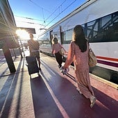 Más de 67.200 jóvenes se inscriben en el 'Verano Joven' para viajar más barato