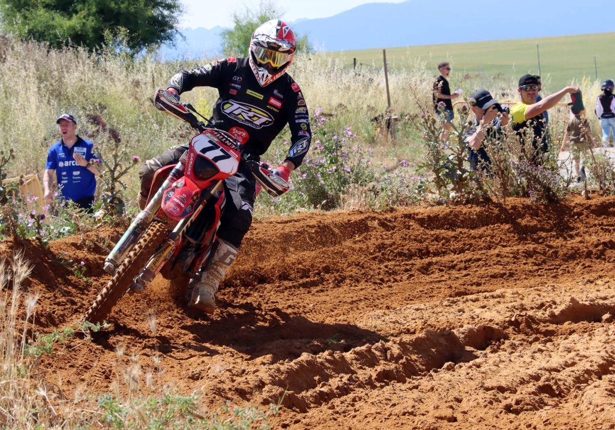 Un piloto participante en la competición.