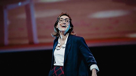 Ana Morgade arbitra entre León y Valladolid: «Intentamos ponernos del lado del público»