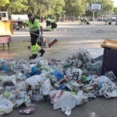 La noche San Juan deja un manto de 13 toneladas de basura e incidentes menores