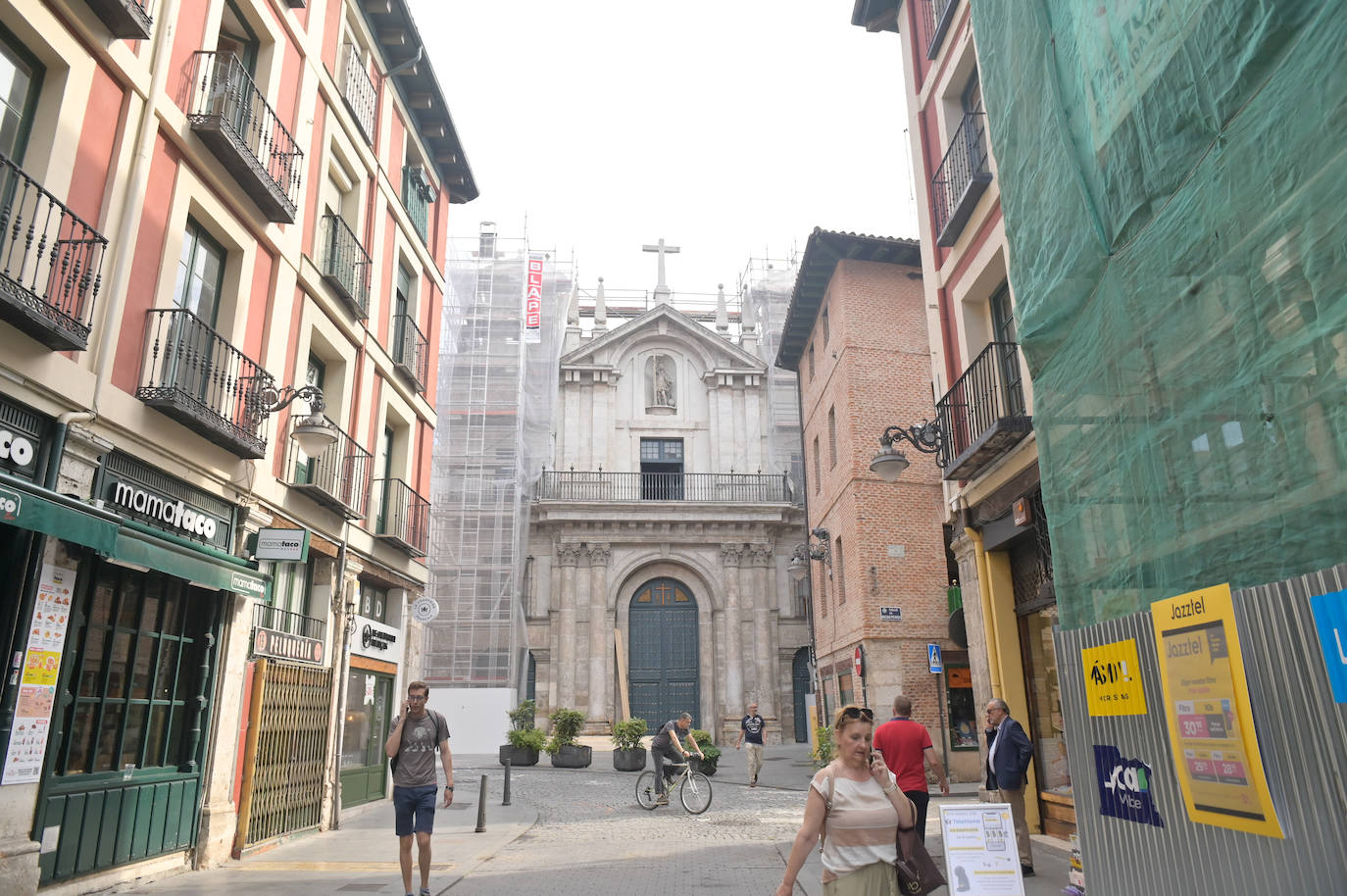 El día después del derrumbe de la cúpula de la iglesia de la Vera Cruz