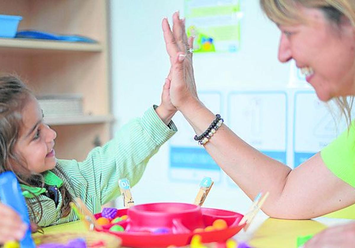 Imagen principal - Colegio Internacional de Valladolid, un sistema educativo único en Castilla y León que persigue la excelencia en inglés