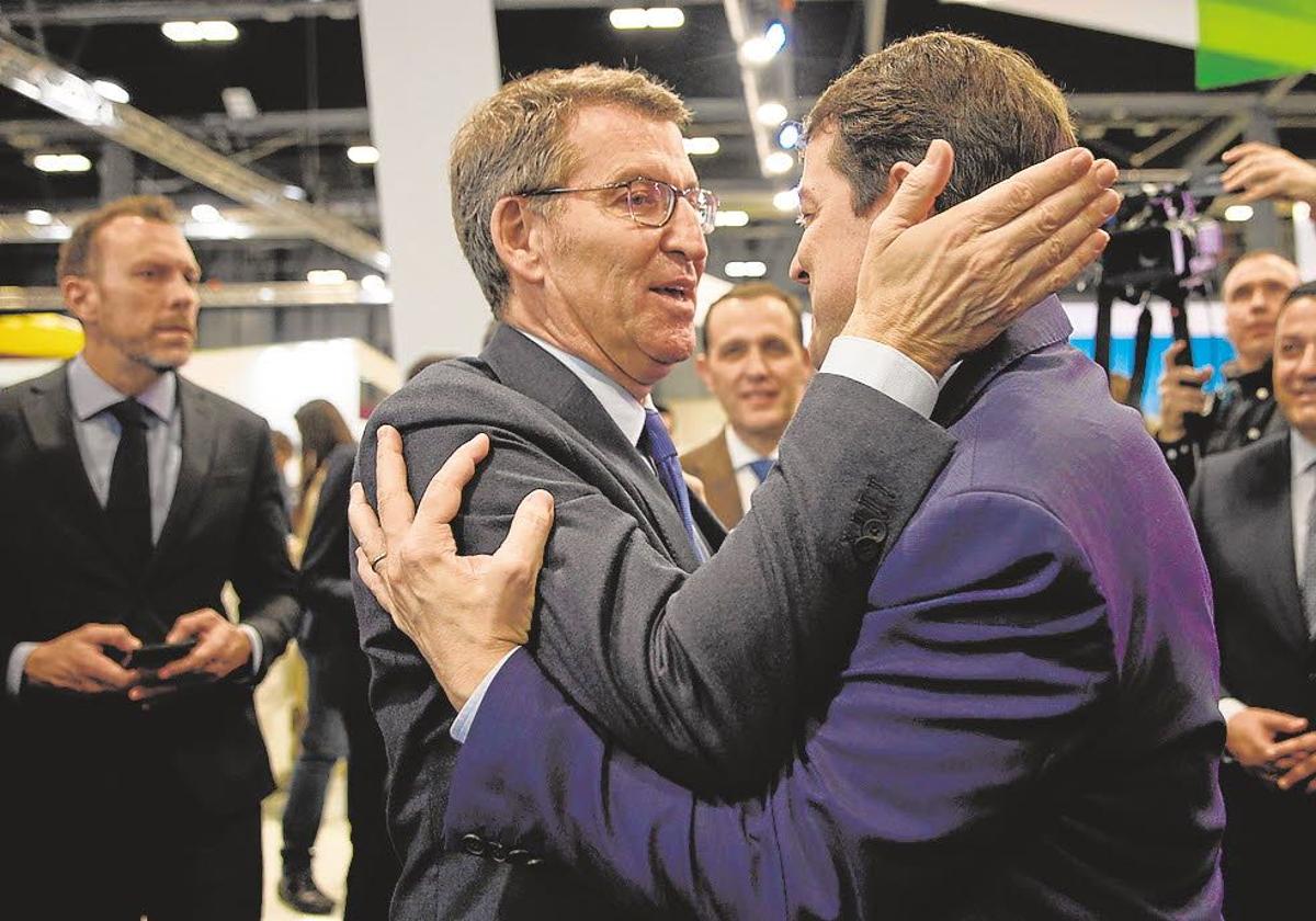 Alfonso Fernández Mañueco y Alberto Nuñez Feijóo el pasado mes de enero en Fitur