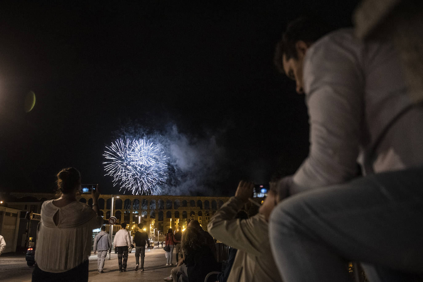 Los fuegos artificiales de Segovia, en imágenes