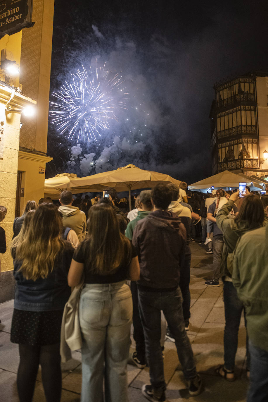 Los fuegos artificiales de Segovia, en imágenes