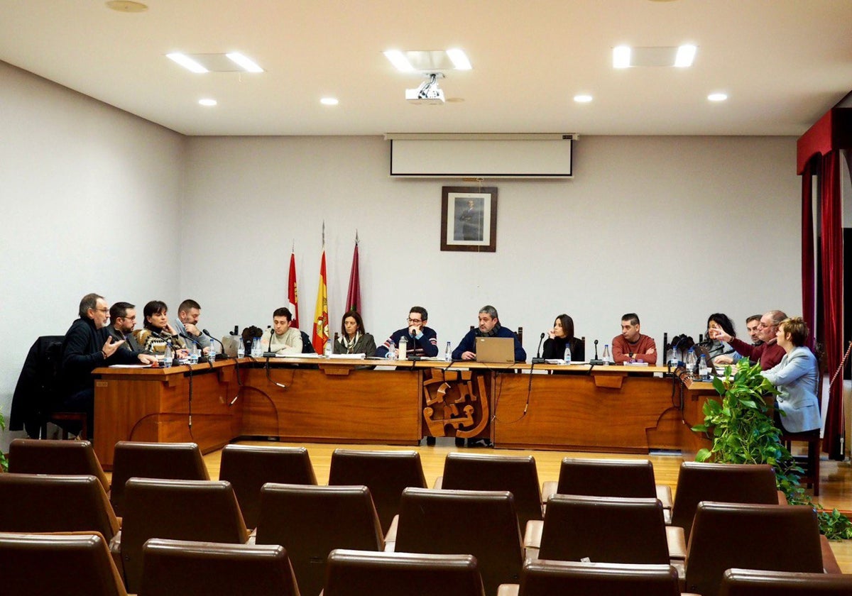 Imagen del pleno ordinario de junio en el Ayuntamiento de Tudela de Duero