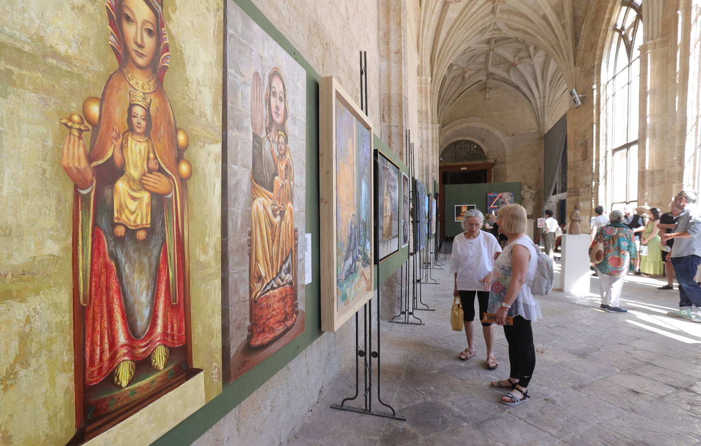 Veintisiete artistas palentinos exponen en el claustro de la Catedral