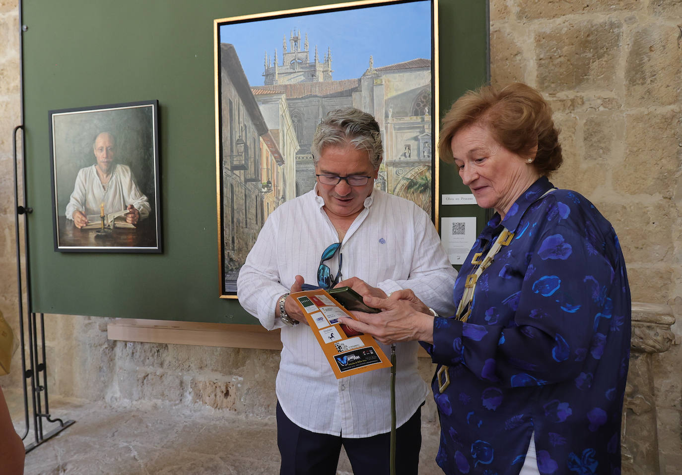 Veintisiete artistas palentinos exponen en el claustro de la Catedral