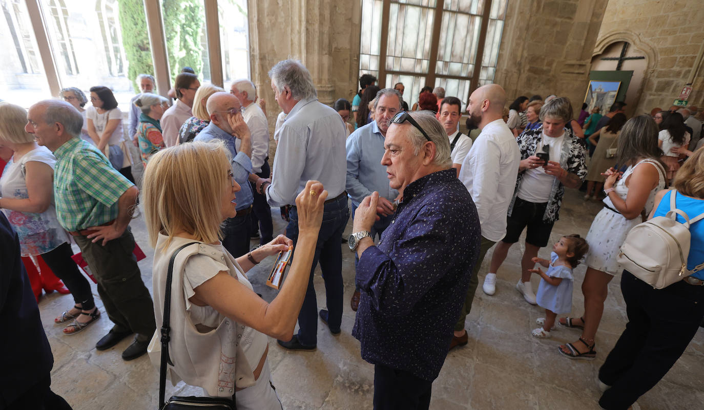 Veintisiete artistas palentinos exponen en el claustro de la Catedral