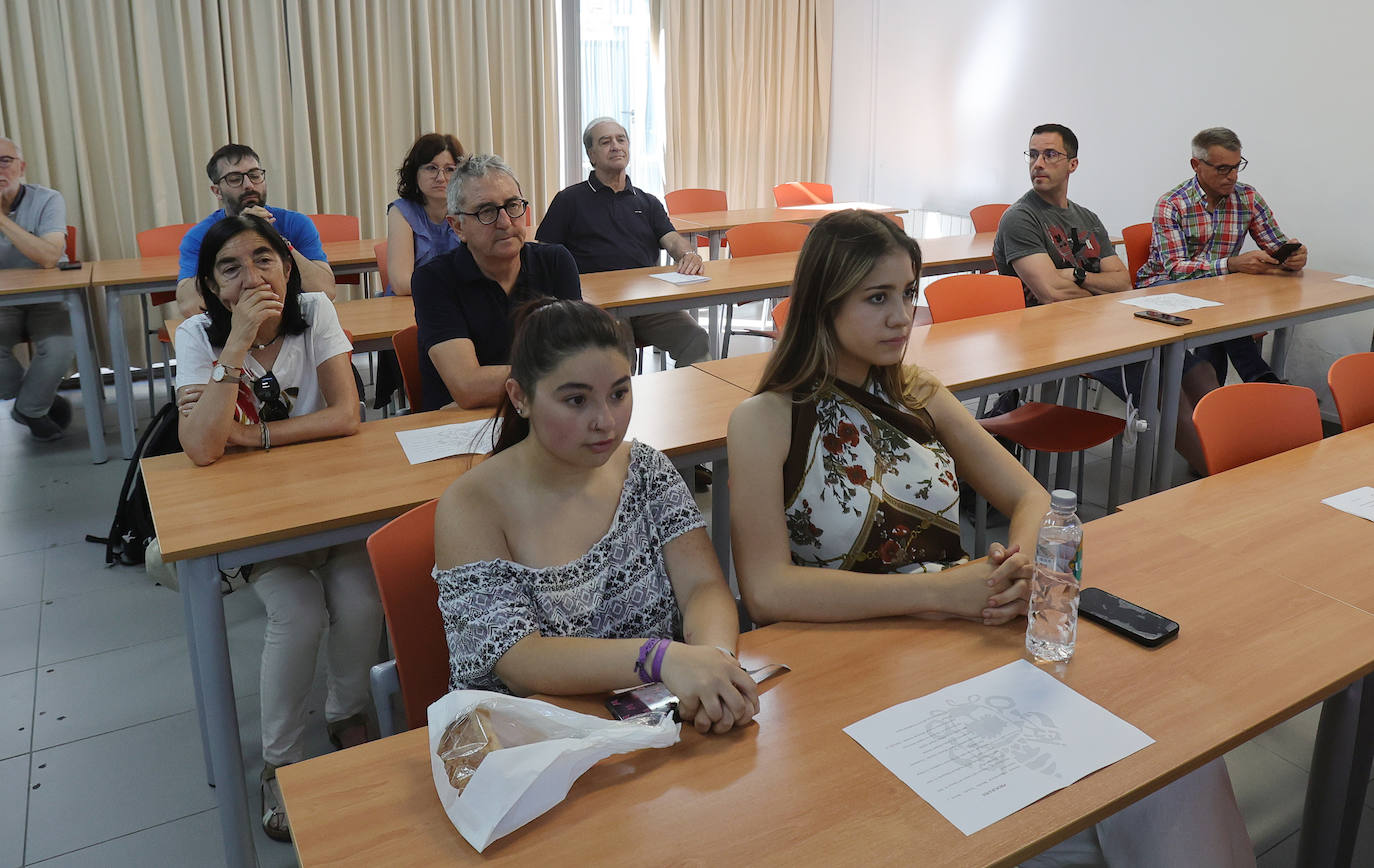 Homenaje a Enrique Delgado tras 47 años en el campus de Palencia