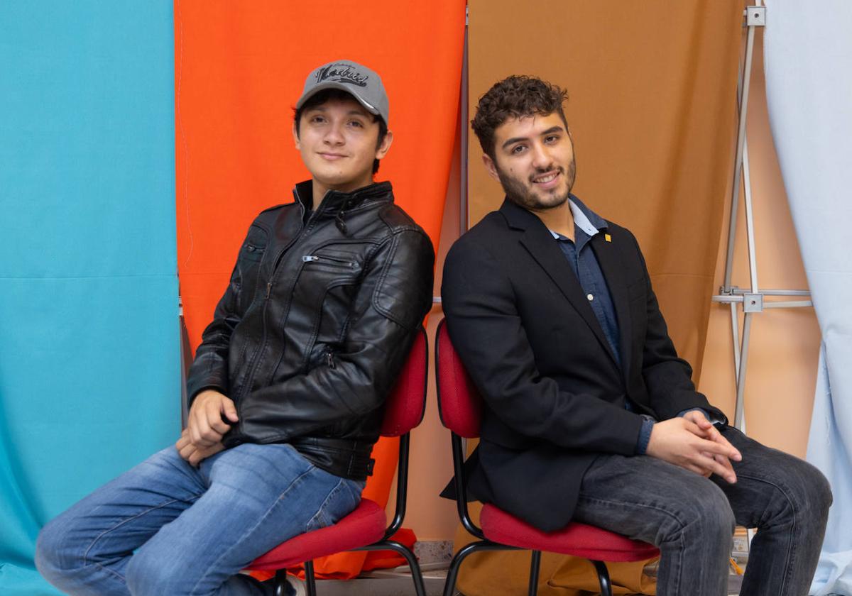 Carlos y Daniel, los vallisoletanos que presentan a la ministra los problemas de los jóvenes migrantes
