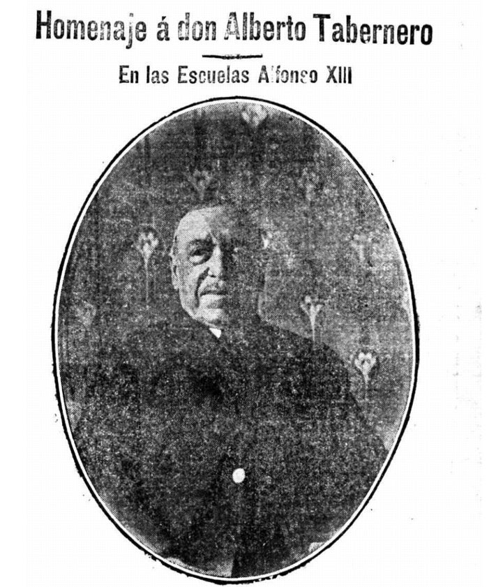 Imagen secundaria 2 - Arriba, vías y dependencias de Norte a mediados del siglo XIX. Abajo, la estación en los años 20 y Alberto Tabernero el día del homenaje por su jubilación, 10 de marzo de 1927.