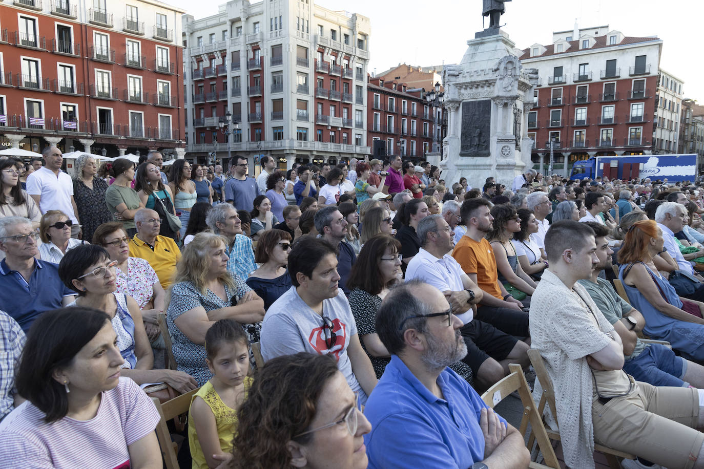 Las imágenes del concierto de la joven OSCyL en la Plaza Mayor