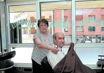 La peluquería Adonis cierra sus puertas después de más de 47 años en Palencia