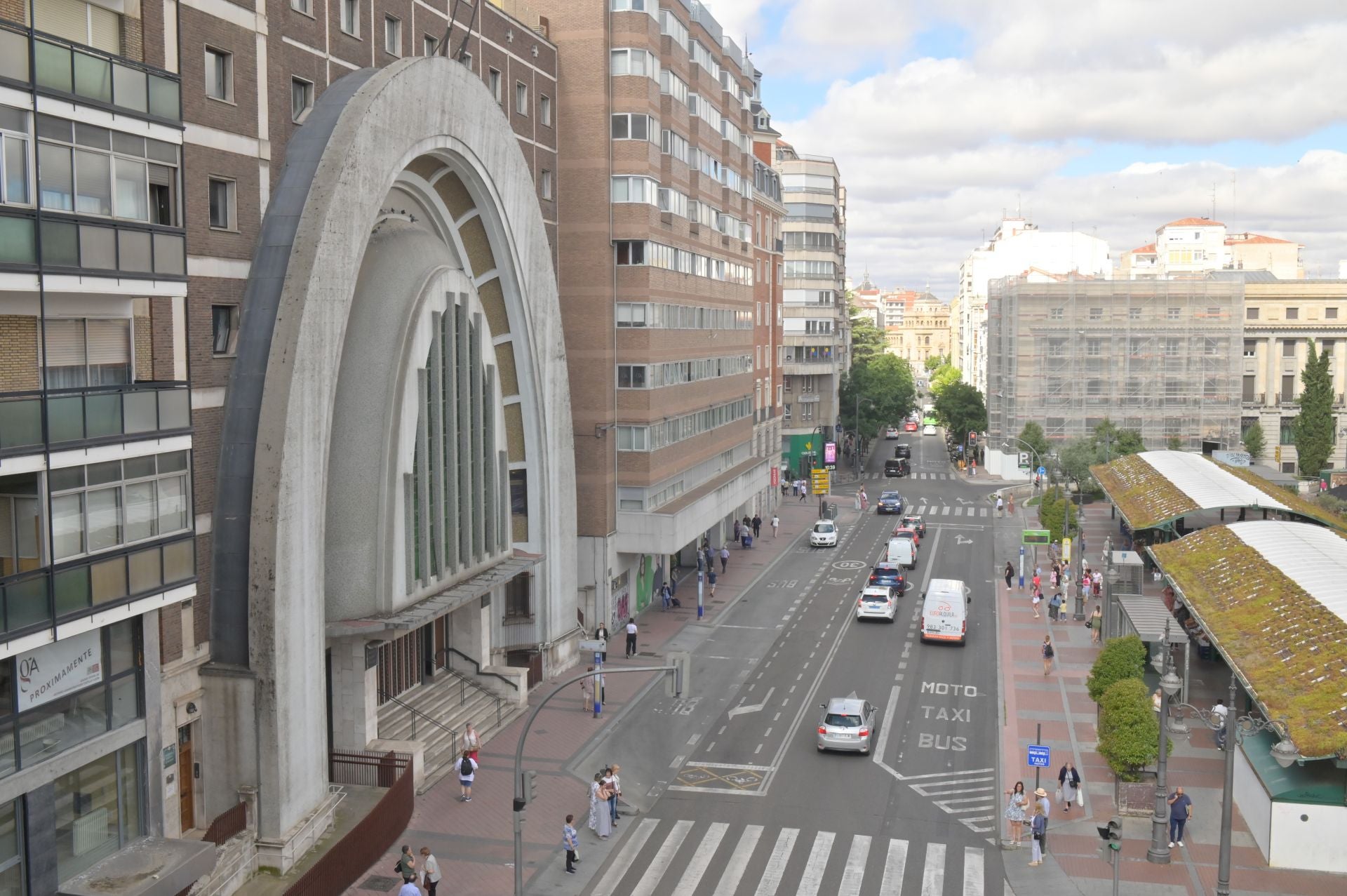 Plaza de España en imágenes, una centenaria ubicación comercial