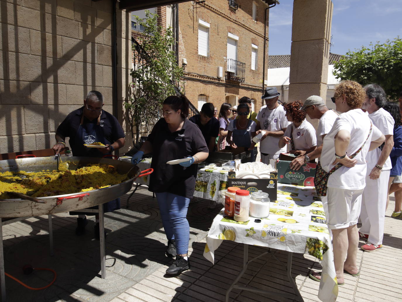 Las peñas animan las fiestas de Osorno