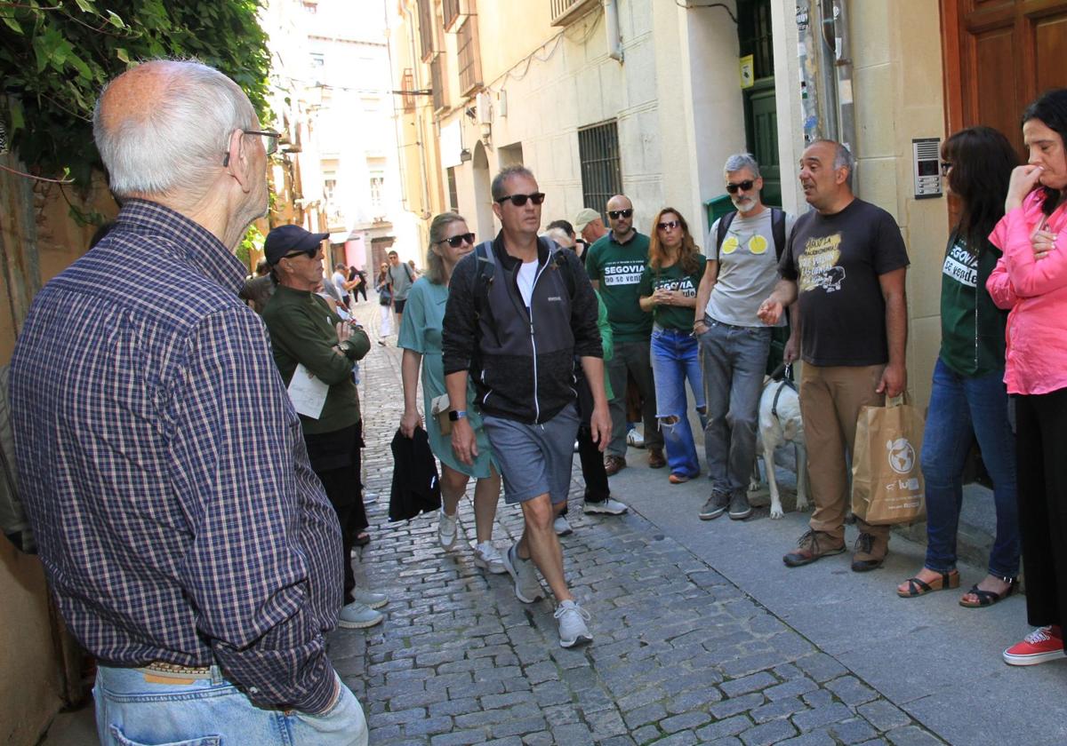 Marcha sobre la gentrificación en Segovia, en la calle Escuderos.