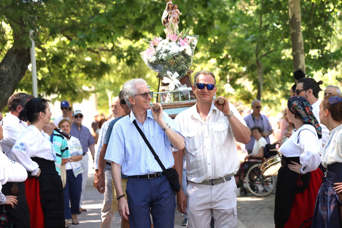 Misa y procesión en honor a la Virgen del Carmen en Valladolid