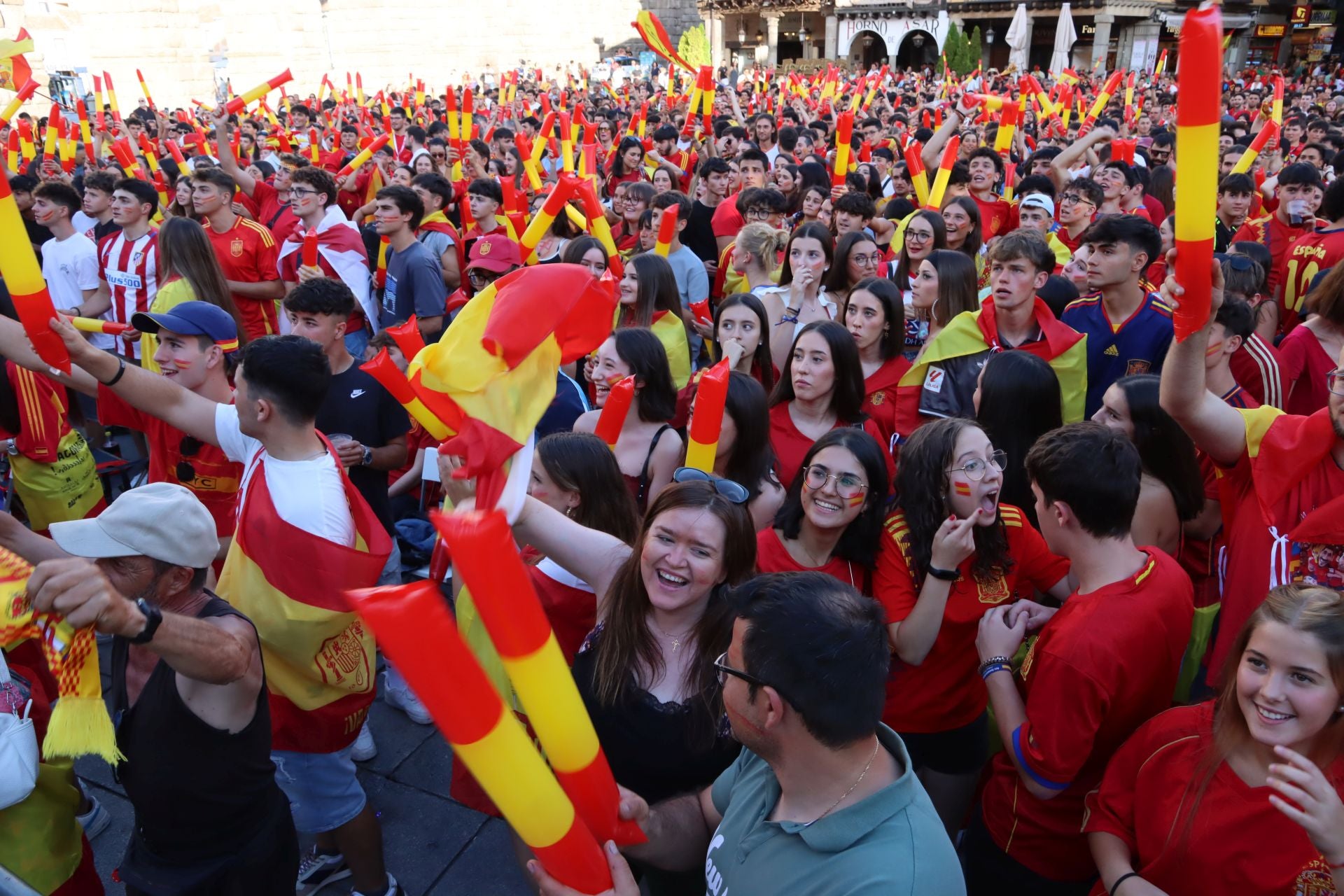 Así vivió Segovia el triunfo de España en la Eurocopa