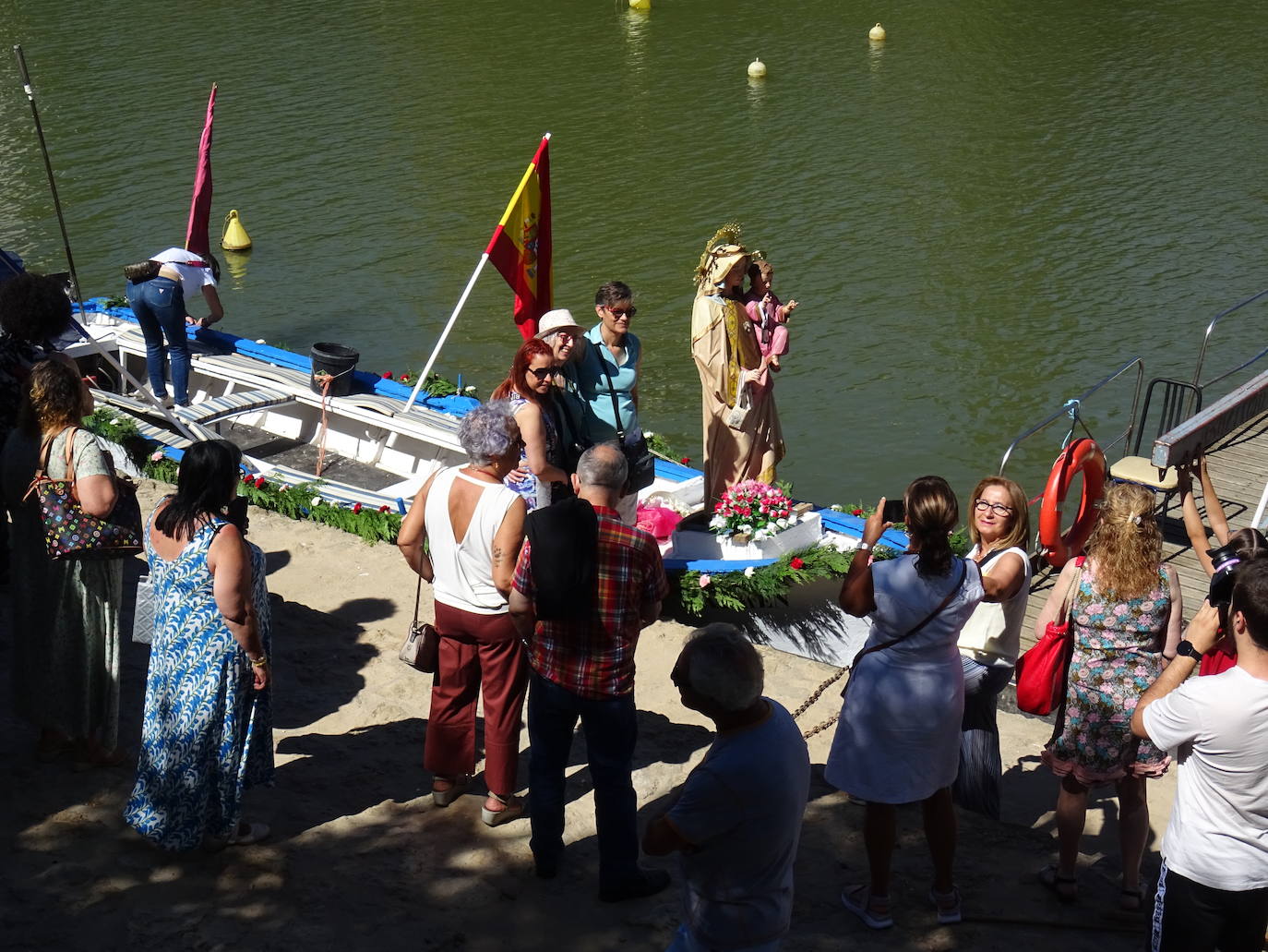 Misa y procesión en honor a la Virgen del Carmen en Valladolid