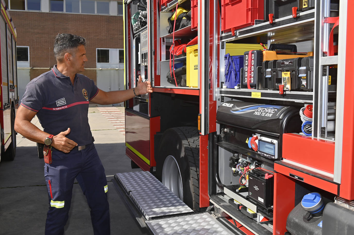 Dos camiones autobomba para la flota de vehículos de los Bomberos de Valladolid