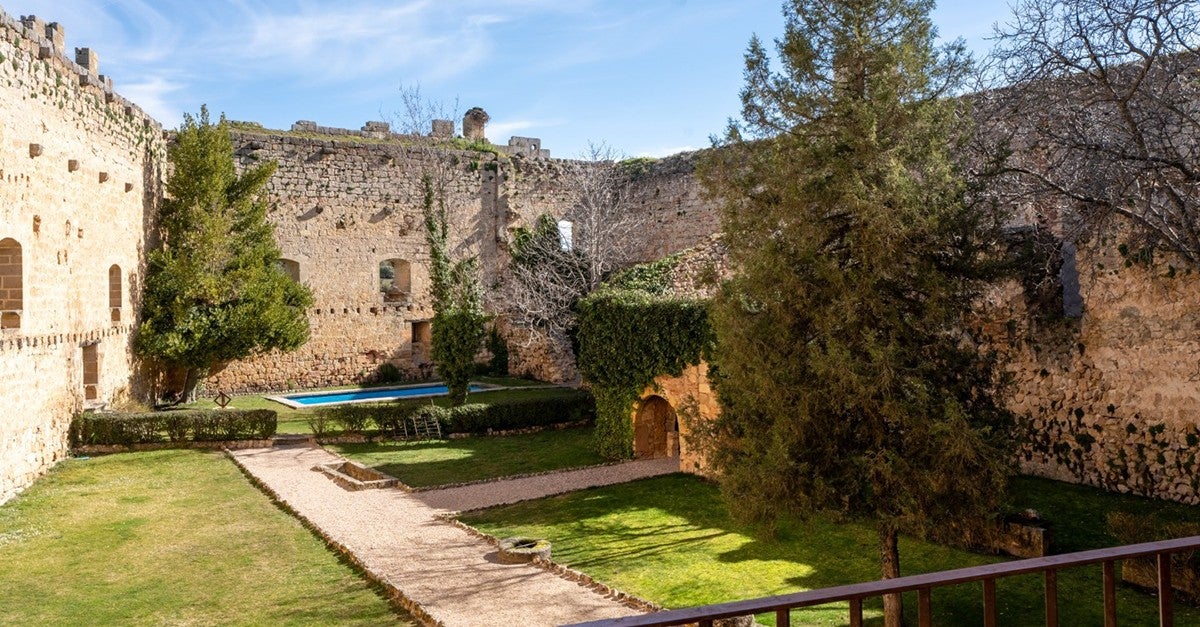 Así es el castillo de Pedraza comprado por Santiago Segura, José Mota y Luis Álvarez