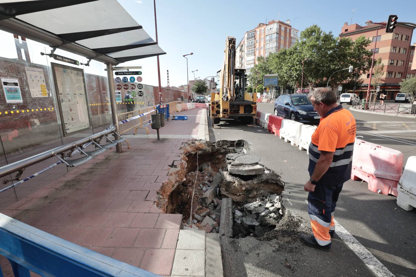 Las imágenes del socavón de la avenida de Segovia