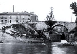 Puente del Cubo o del Espolón, situado en la desembocadura del brazo Sur del Esgueva en el Pisuerga.