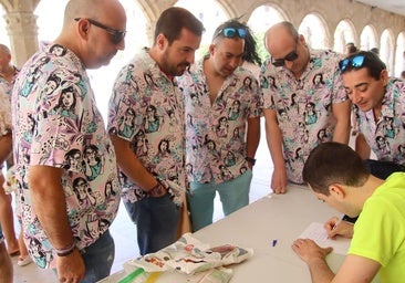 Un festival llena Medina de Rioseco de camisas feas