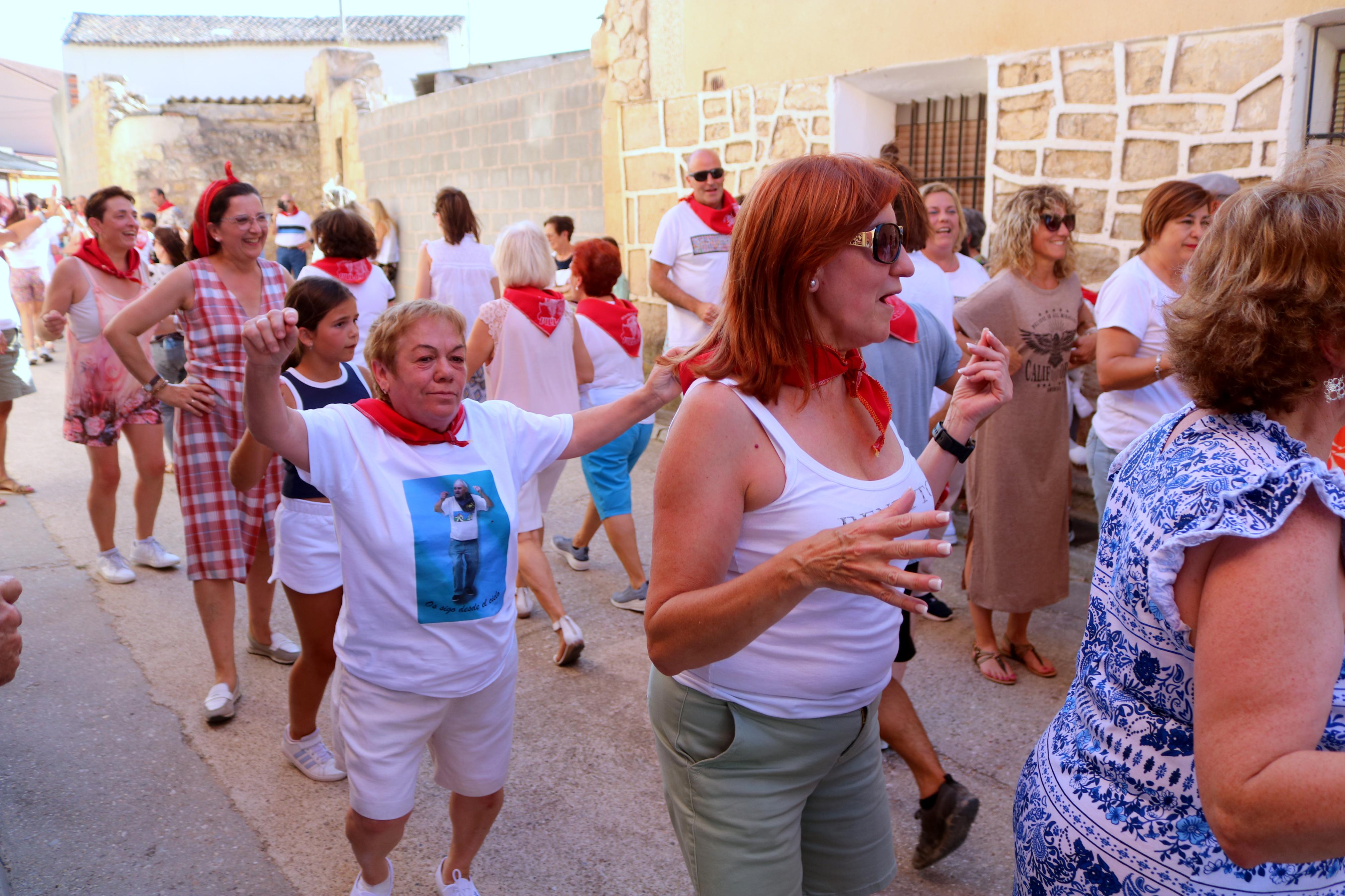 Villahán danza a Santa Marina